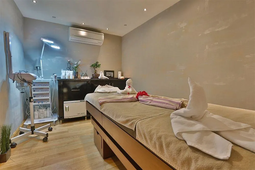 Queen Hotel & Spa Istanbul
